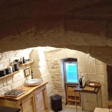 La Grotta Apartment